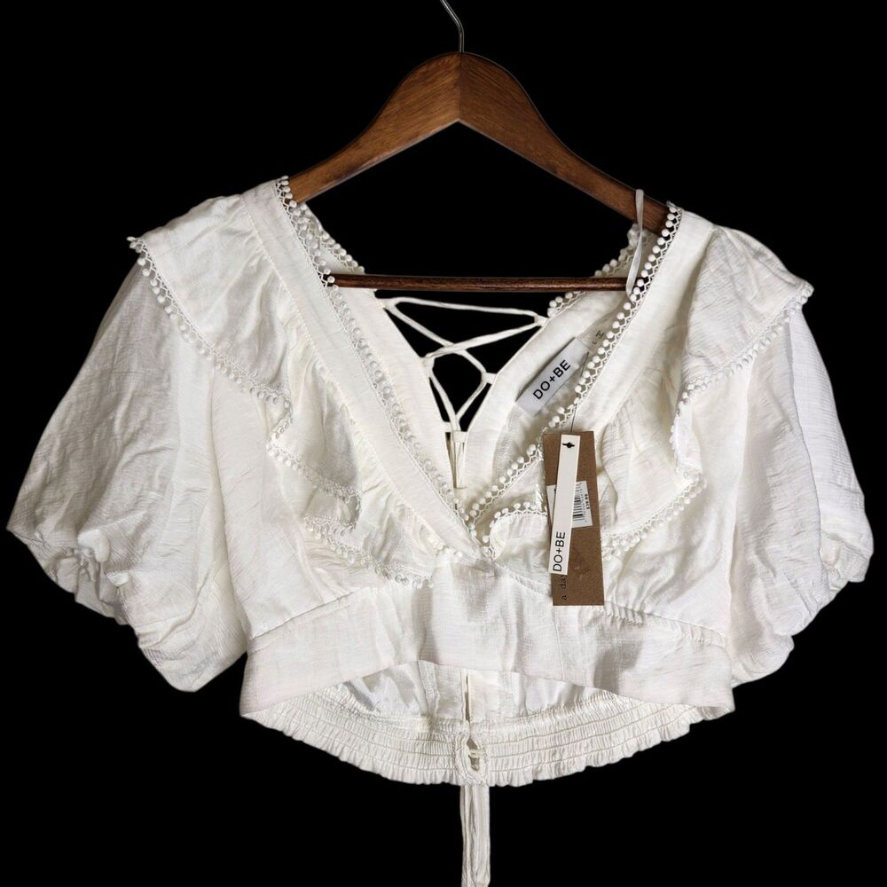 DO+BE White Ruffle Crochet Fringe Puff Sleeve Tie Back Peasant Crop Top Sz L NWT